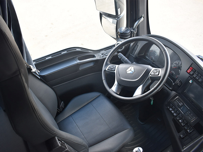 SITRAK C7H 6x4 МКПП